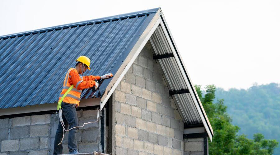 Professional gutter cleaning in Beemer, NE